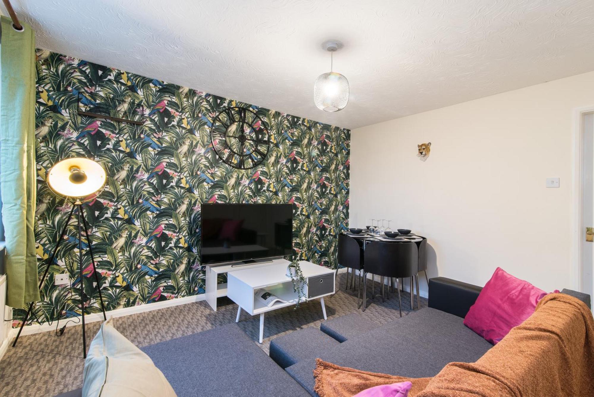 Coventry- Perchfoot 3 Bedroom Contractor And Pet-Friendly Spacious House By Sublime Stays Экстерьер фото